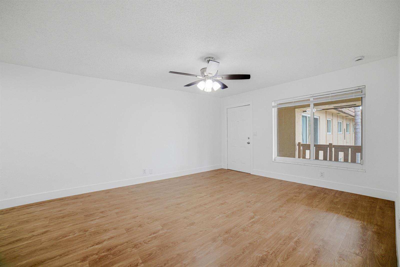 2800 NW 39th Way # 204, Lauderdale Lakes FL 33311 photo 3