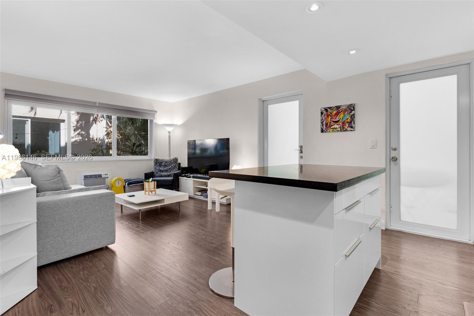 1117 Meridian Ave # 1117, Miami Beach FL 33139 photo 4