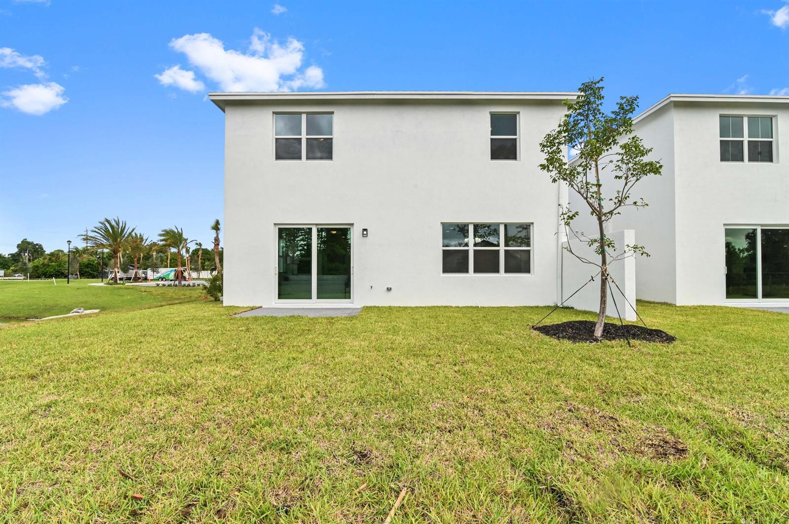 6365 Tenor Drive, West Palm Beach FL 33413 photo 4