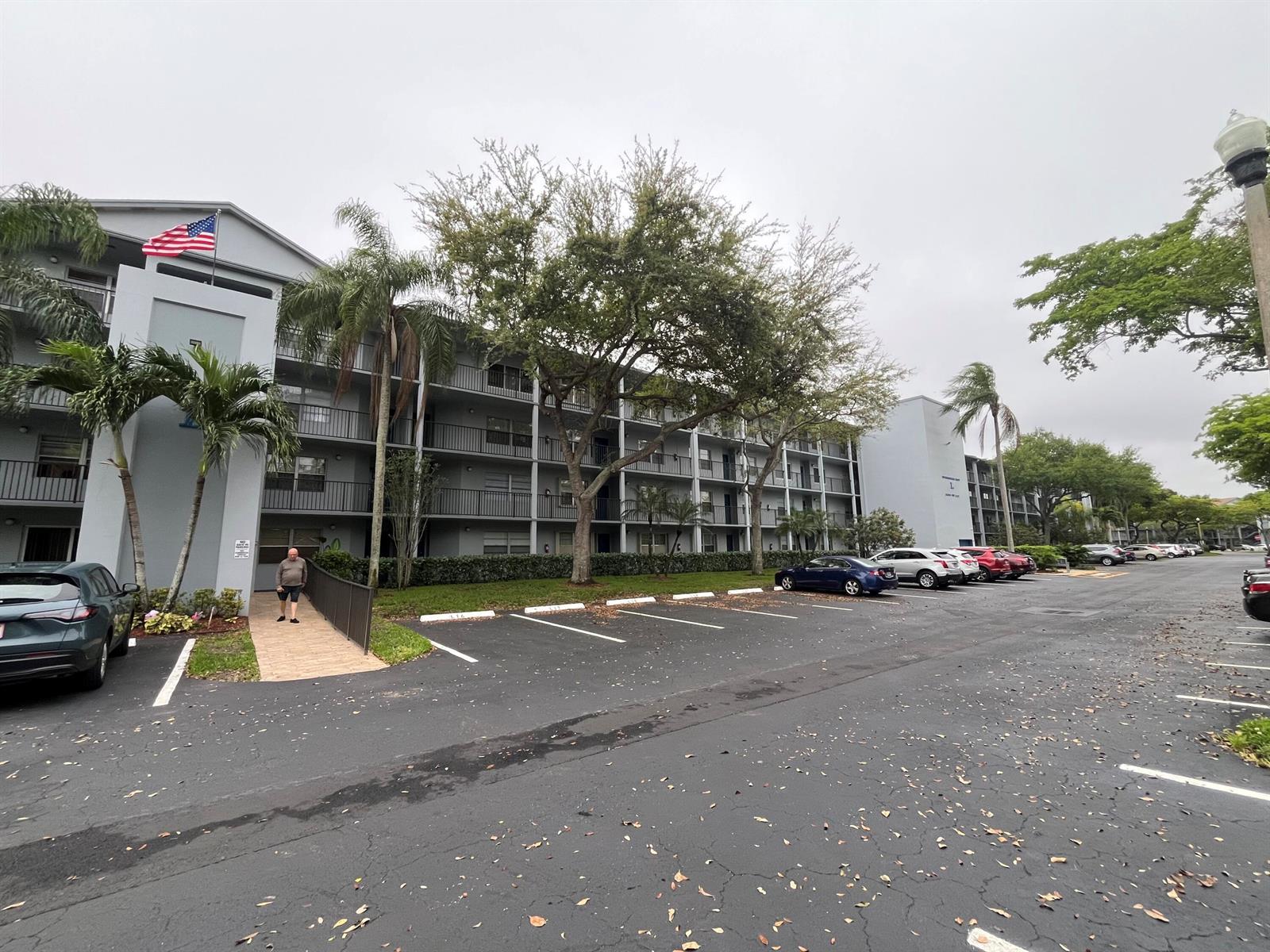 12600 SW 5th Court # 304l, Pembroke Pines FL 33027