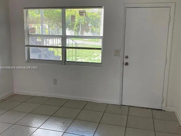 1277 NW 58th St, Miami FL 33142 photo 3