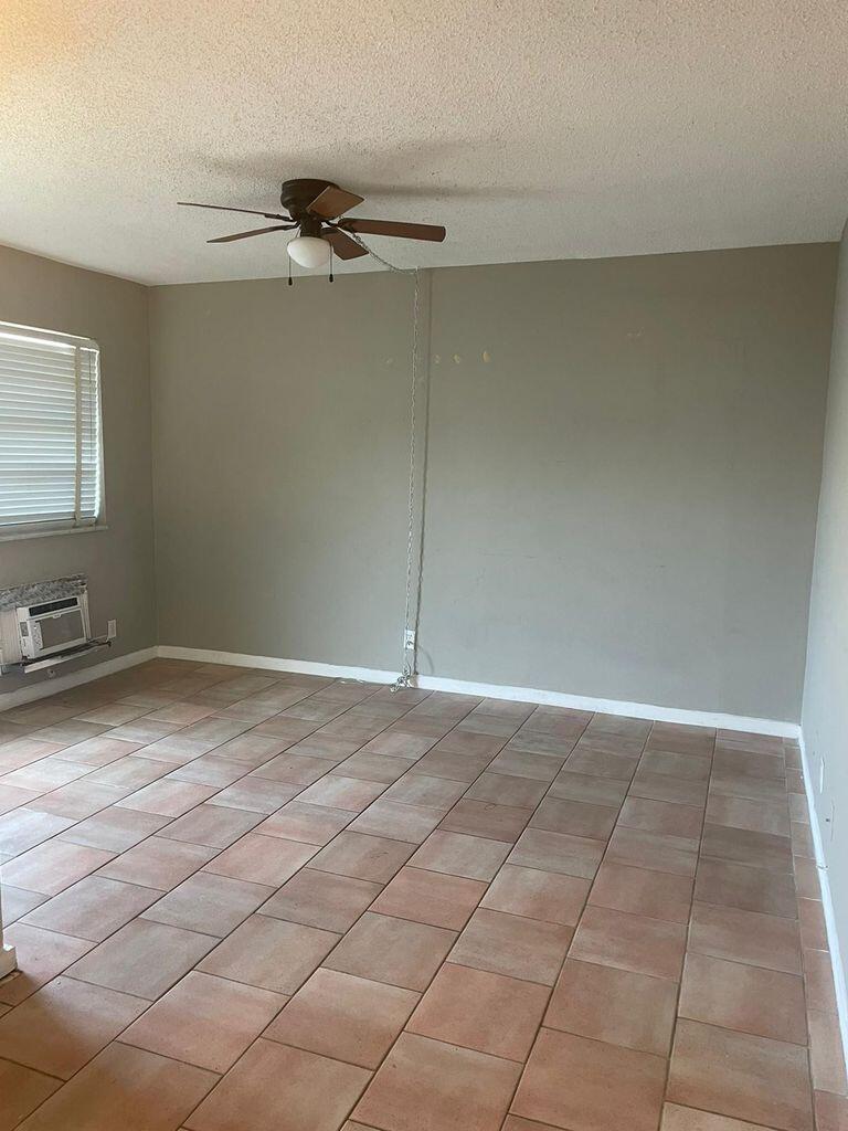 702 N L Street # 13, FL 33460 photo 4
