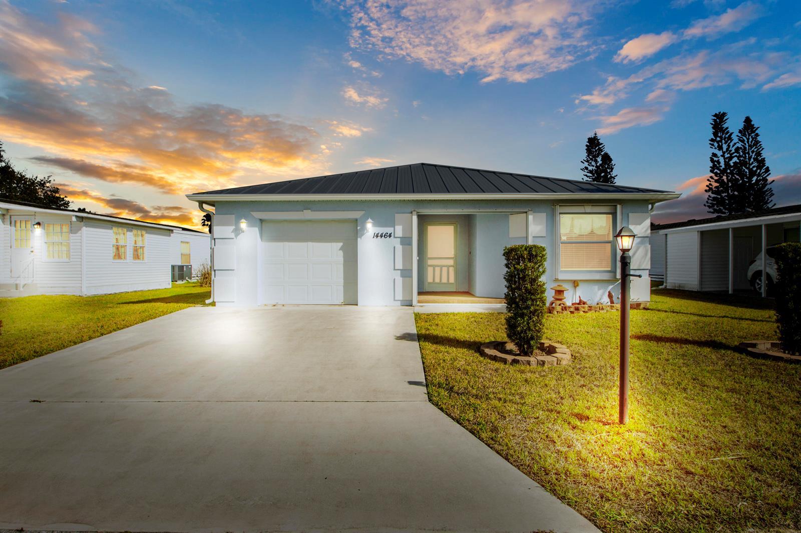 14464 Isla Flores Avenue, Fort Pierce FL 34951