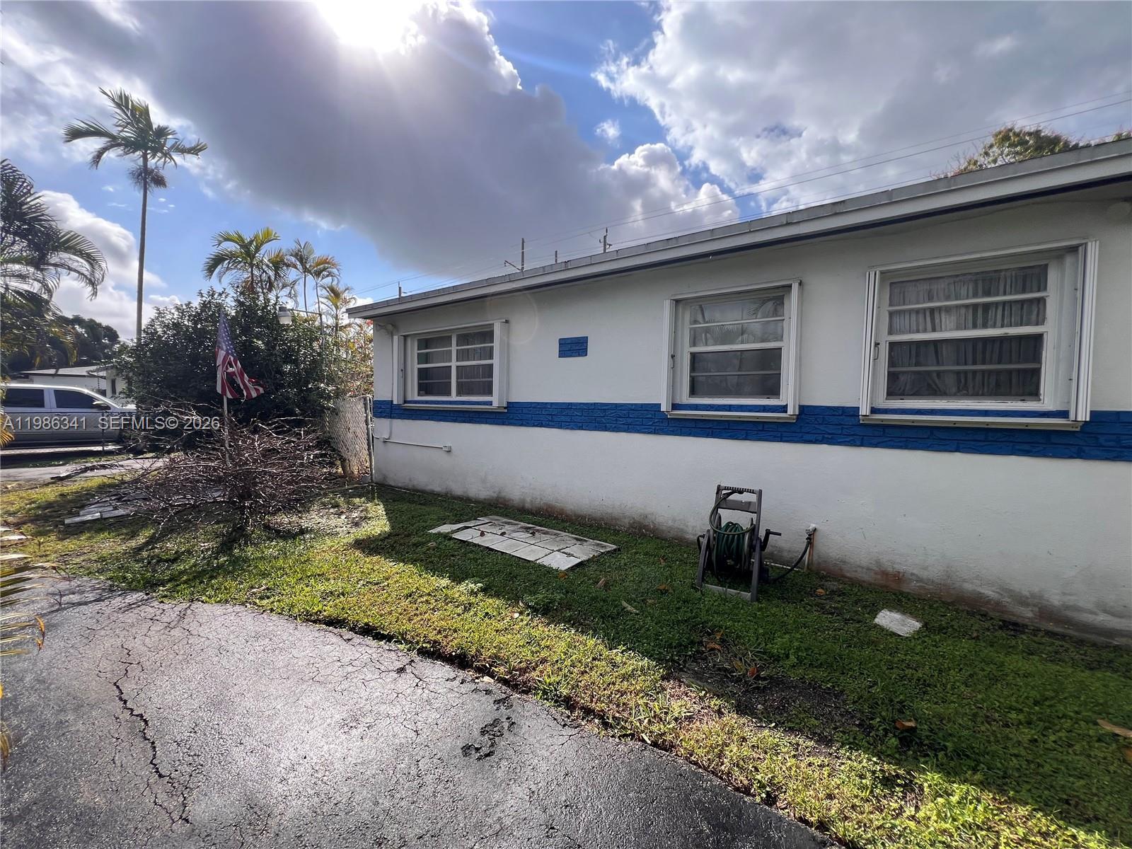 9950 SW 35th Ter, Miami FL 33165 photo 5