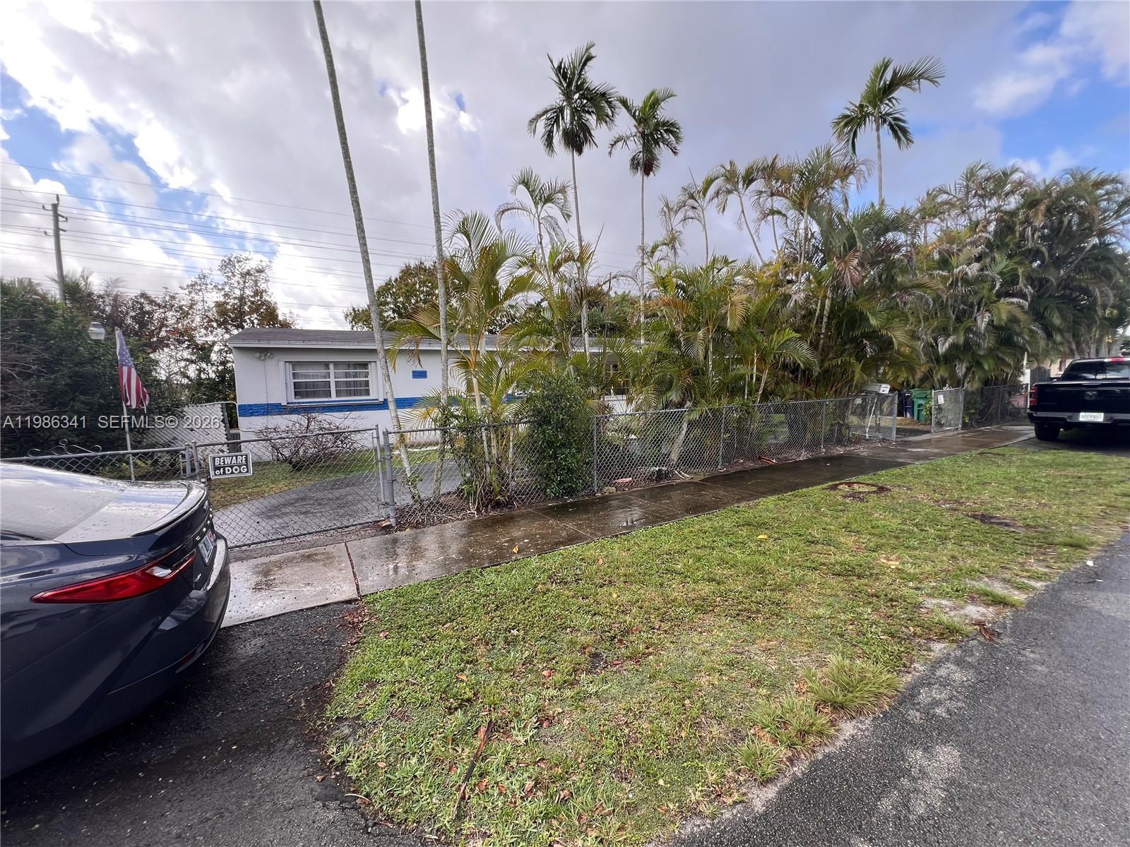 9950 SW 35th Ter, Miami FL 33165 photo 4