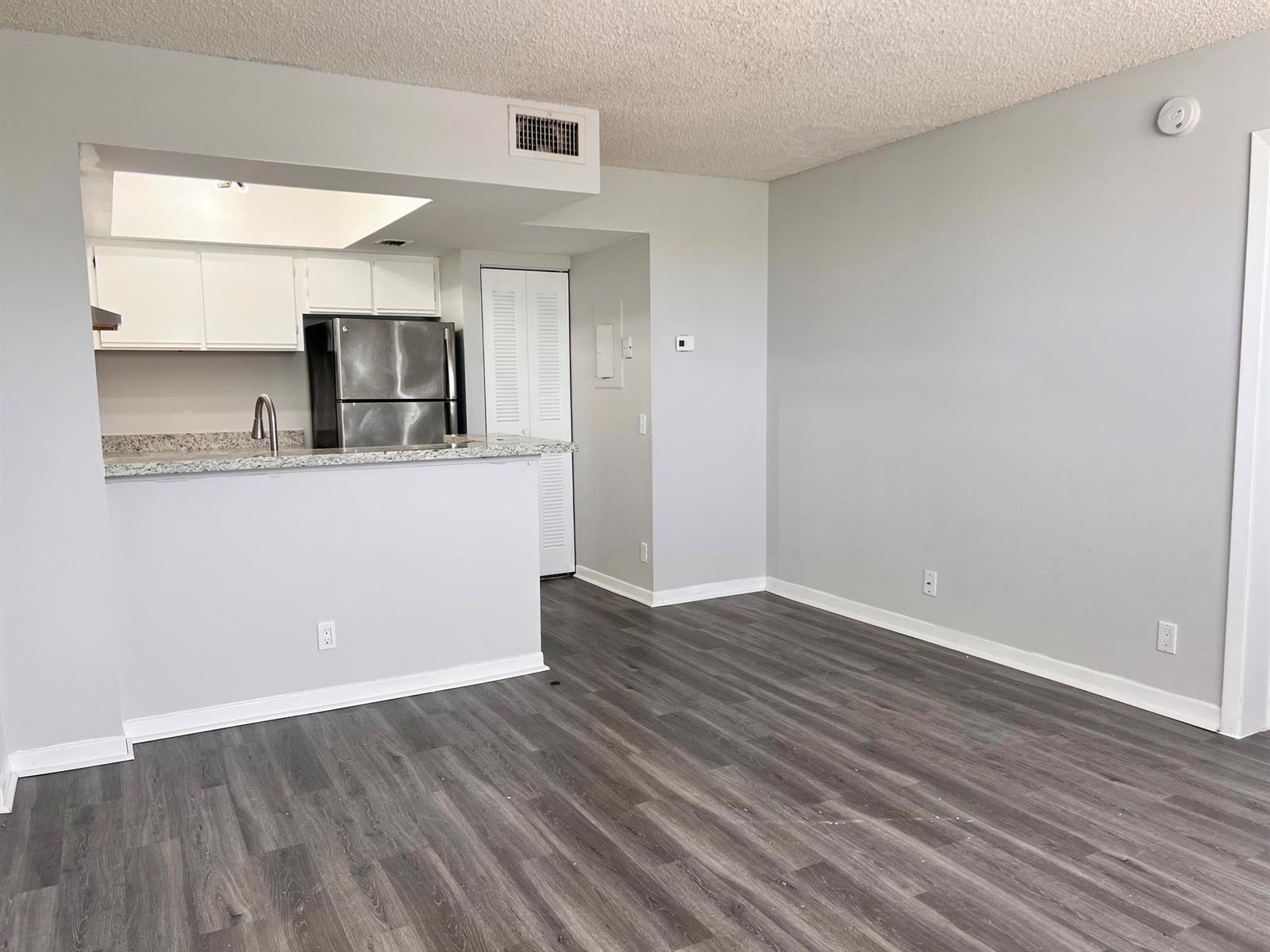 718 Executive Center Drive # 31, West Palm Beach FL 33401 photo 3