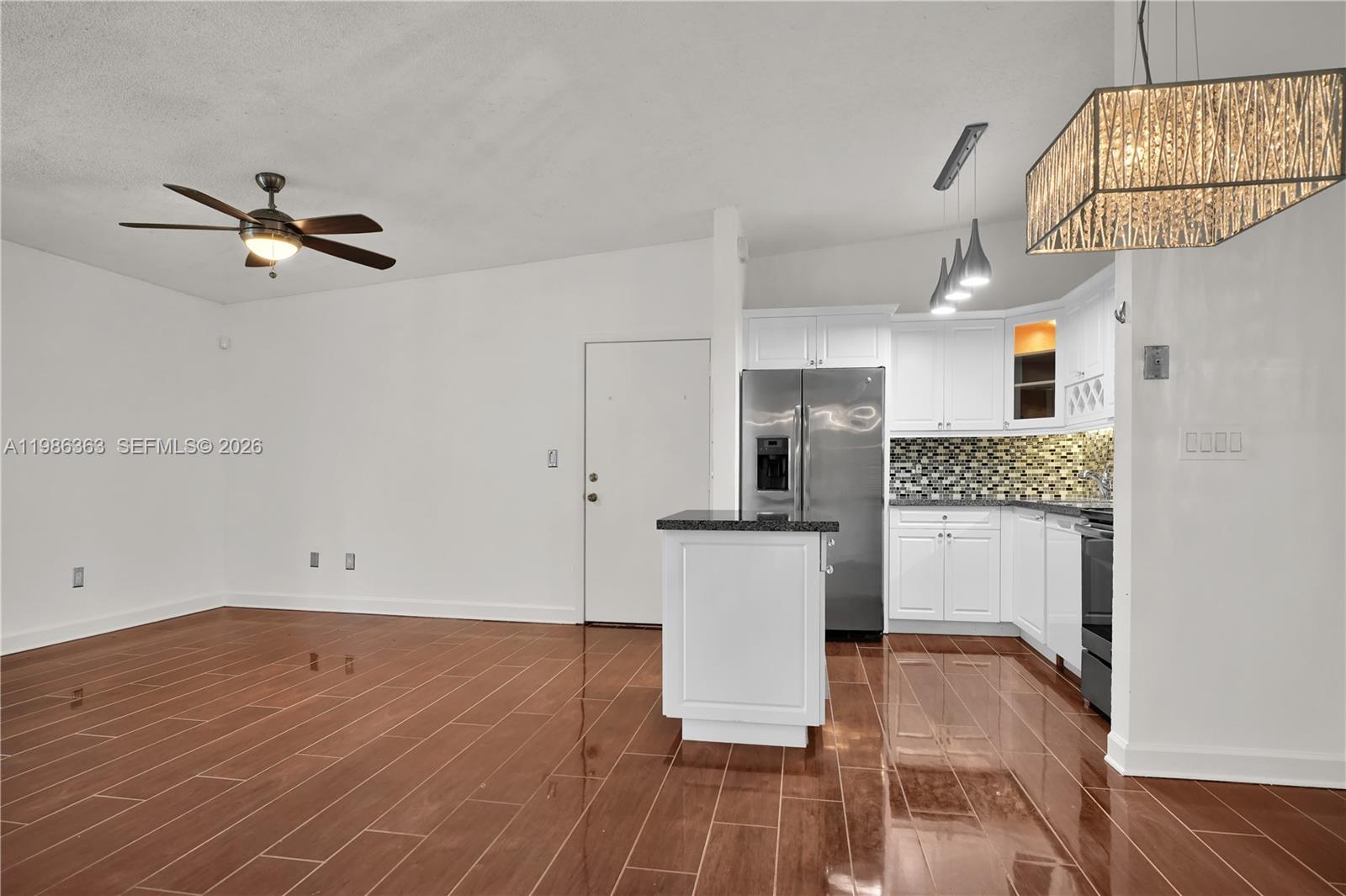 Miami, FL 33179 photo 4