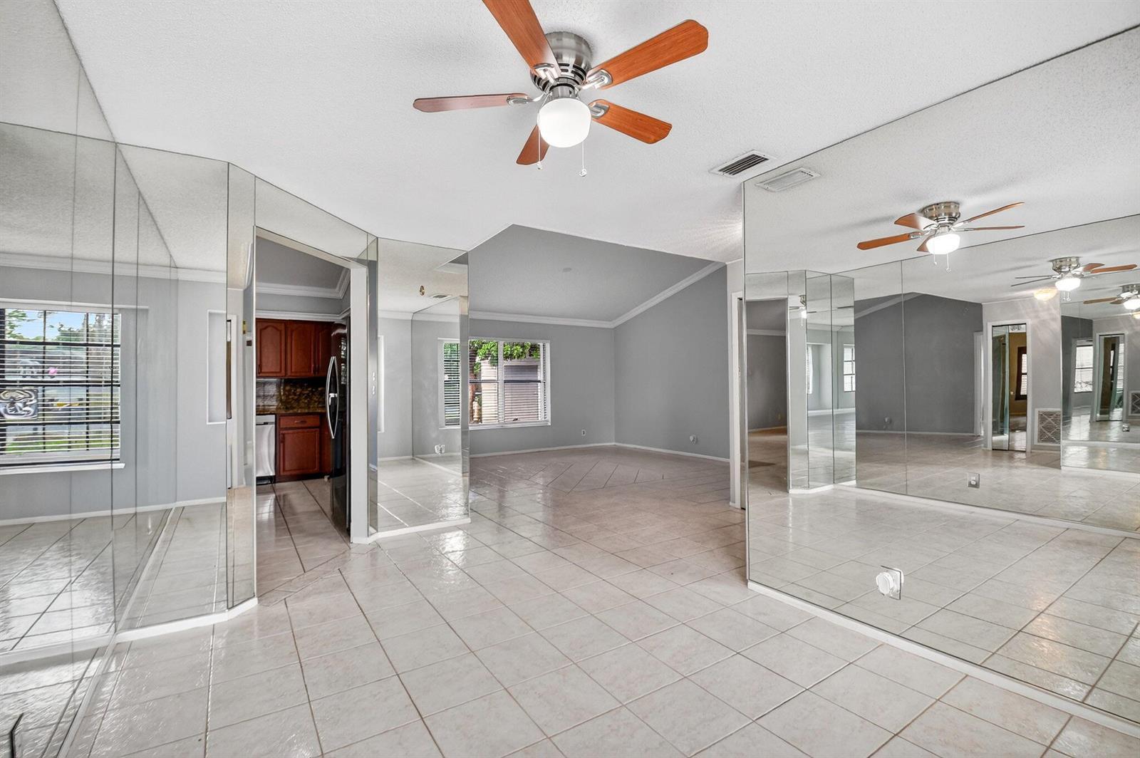 4105 S Shelley Rd Road S, West Palm Beach FL 33407 photo 2