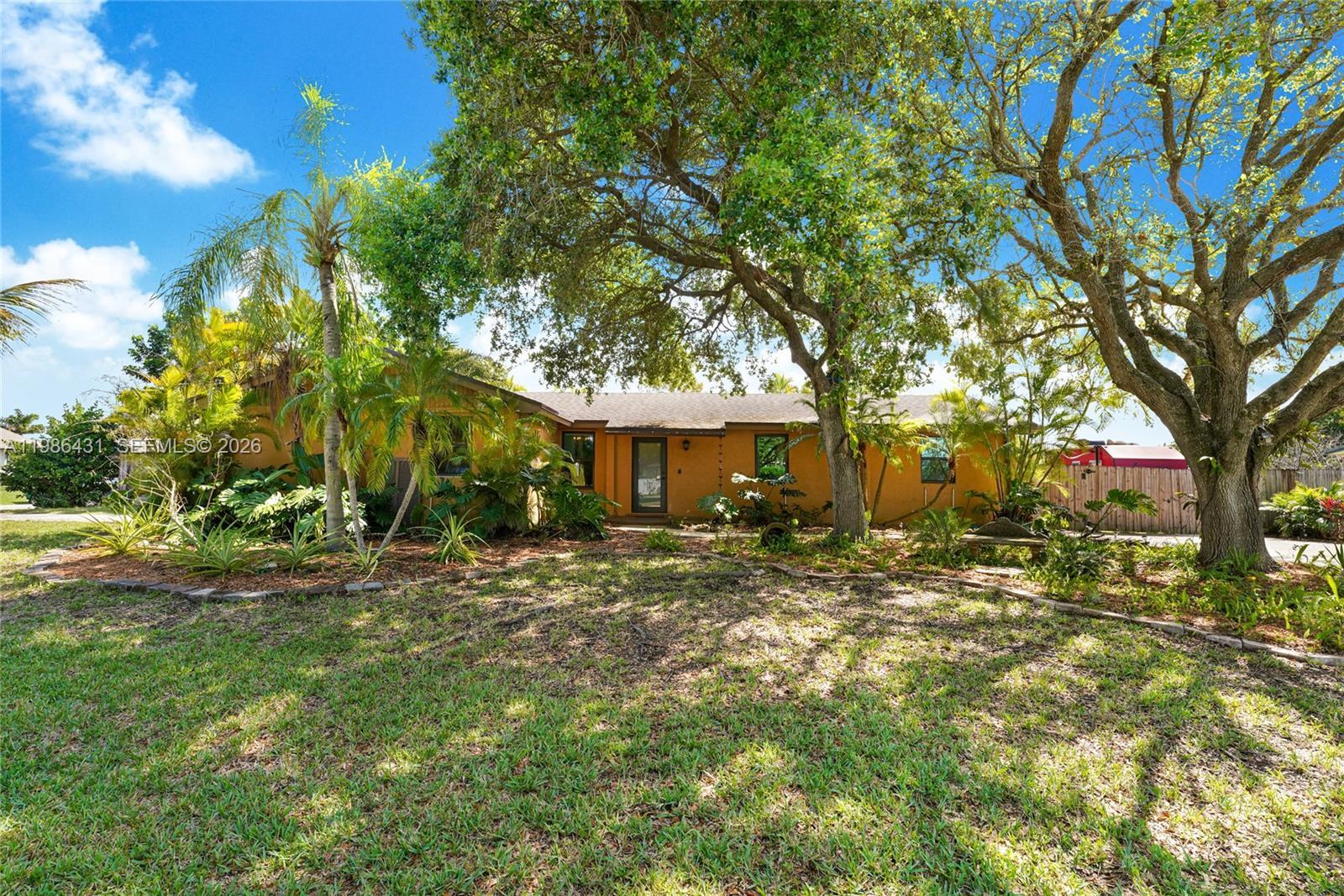 28101 SW 161st Ave, Homestead FL 33033