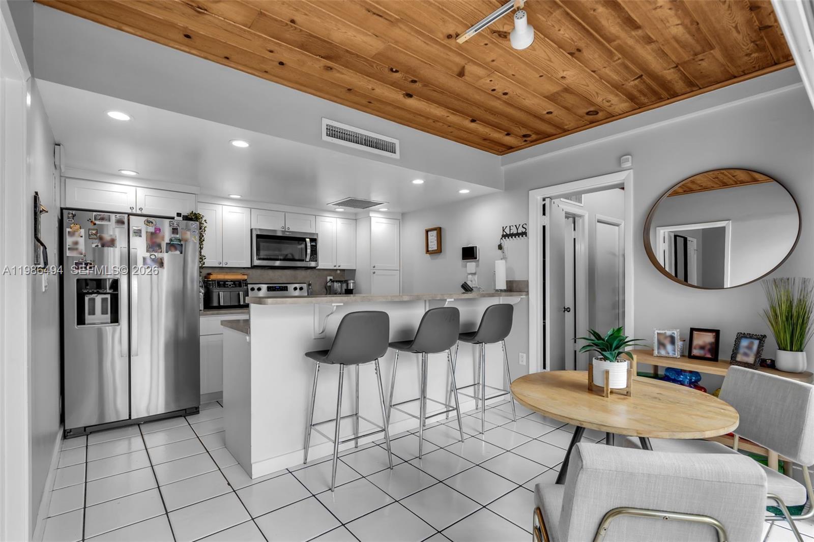 16341 Wood Walk, Miami Lakes FL 33014 photo 4