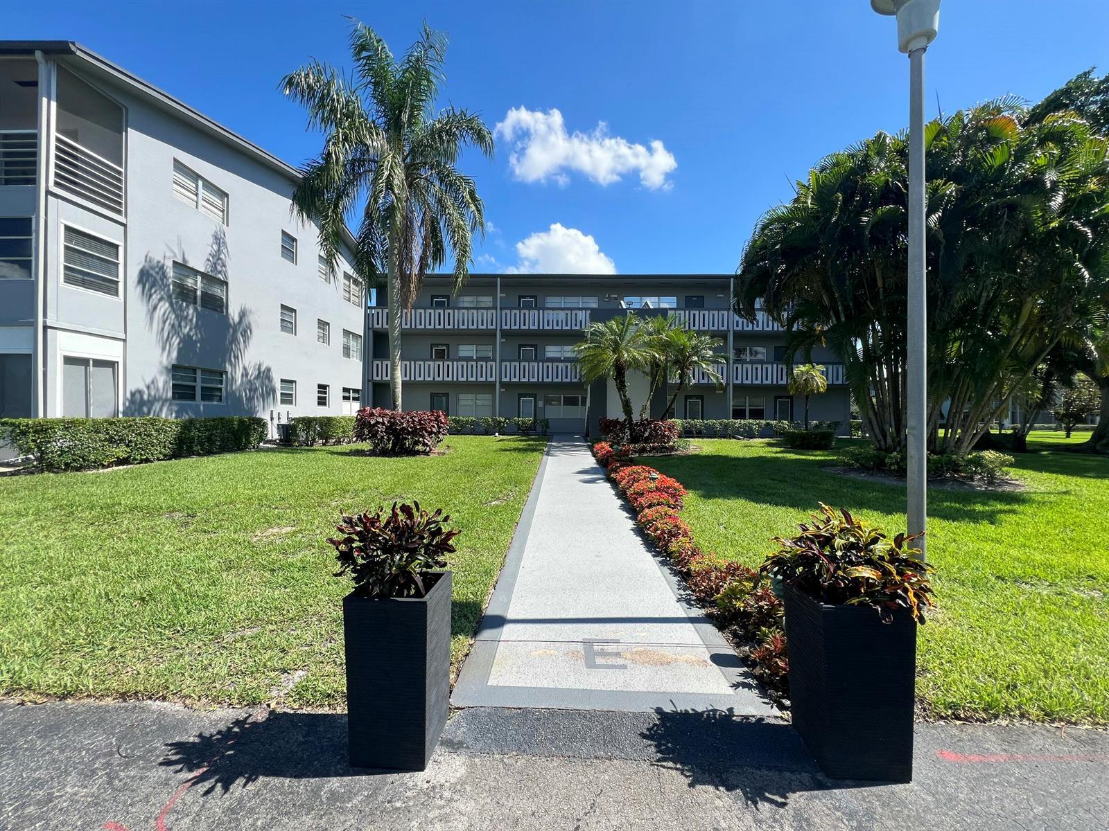209 Suffolk E, Boca Raton FL 33434