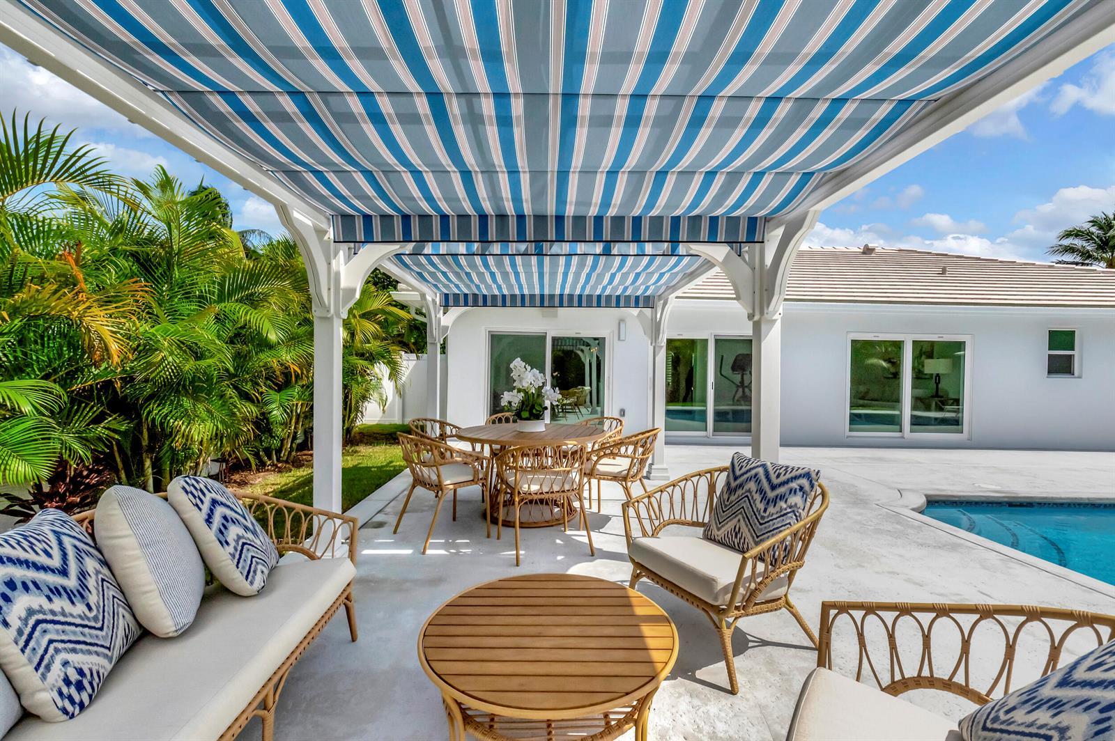 530 NW 14th Street, Delray Beach FL 33444 photo 2