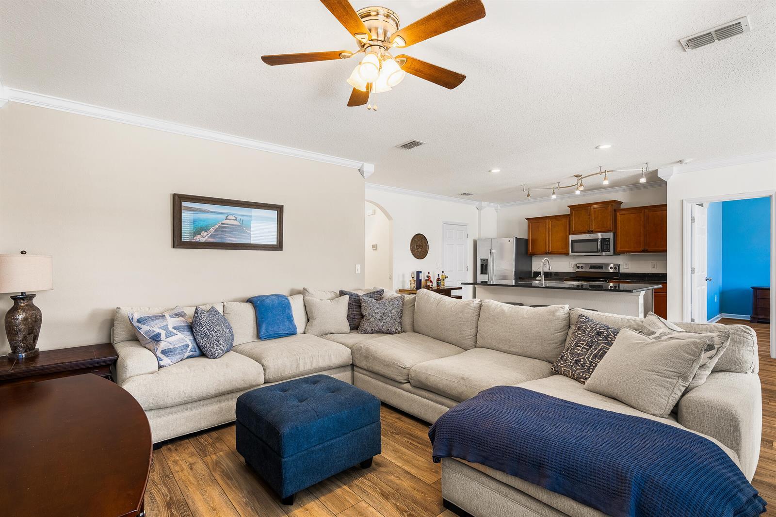 1486 Lexington Square SW, Vero Beach FL 32962 photo 2