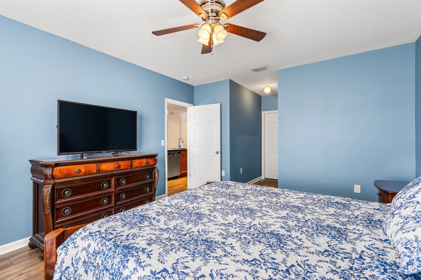 1486 Lexington Square SW, Vero Beach FL 32962 photo 4