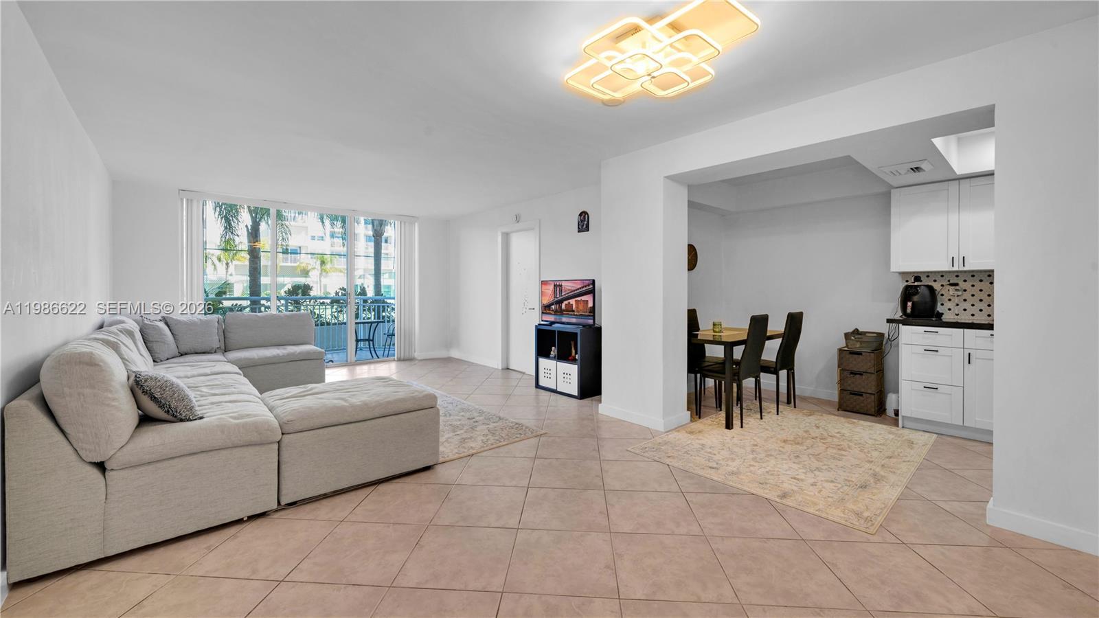 18041 Biscayne Blvd # 202, Aventura FL 33160 photo 5