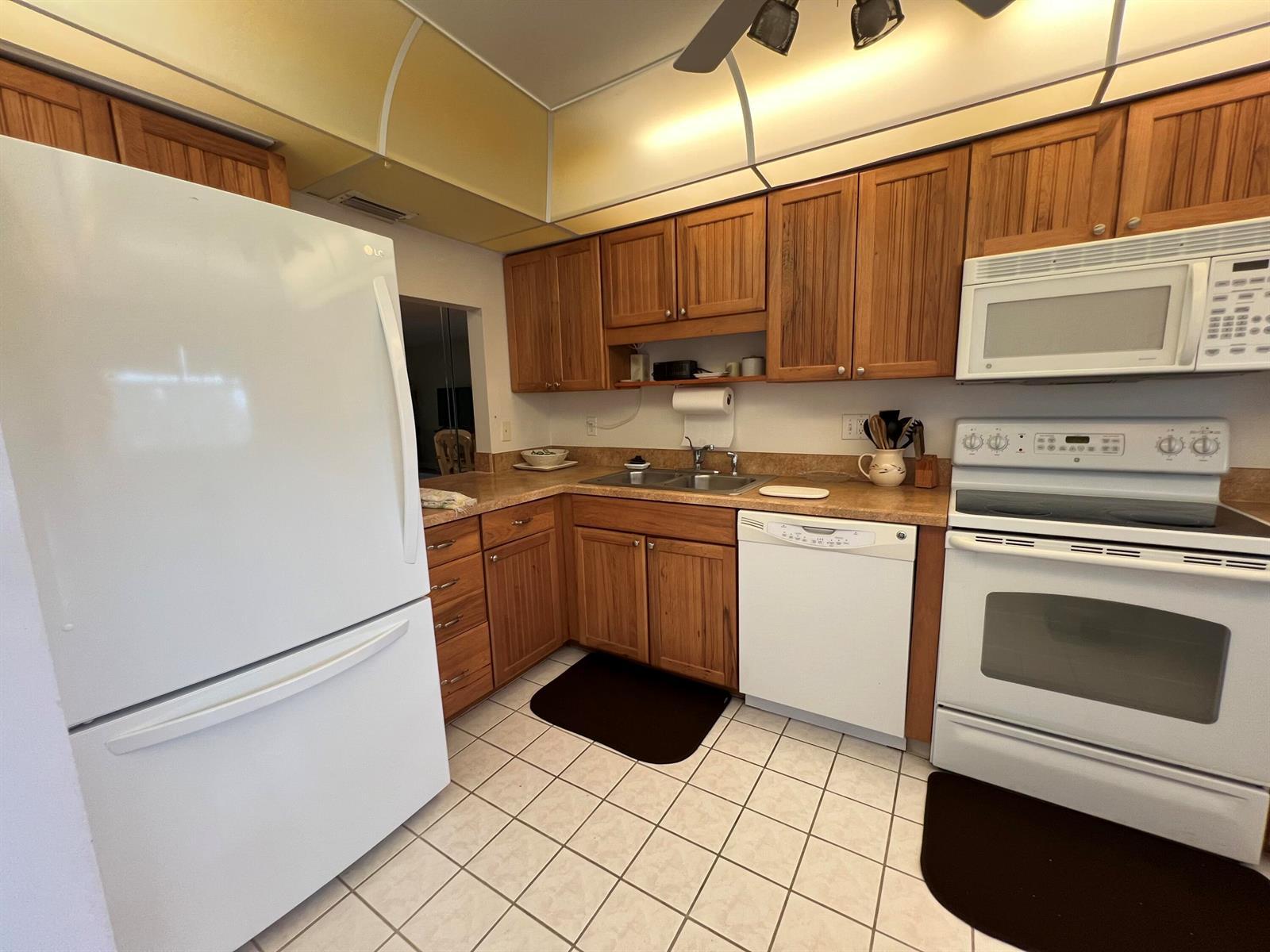 1172 Commodore Court # 203, Fort Pierce FL 34949 photo 5