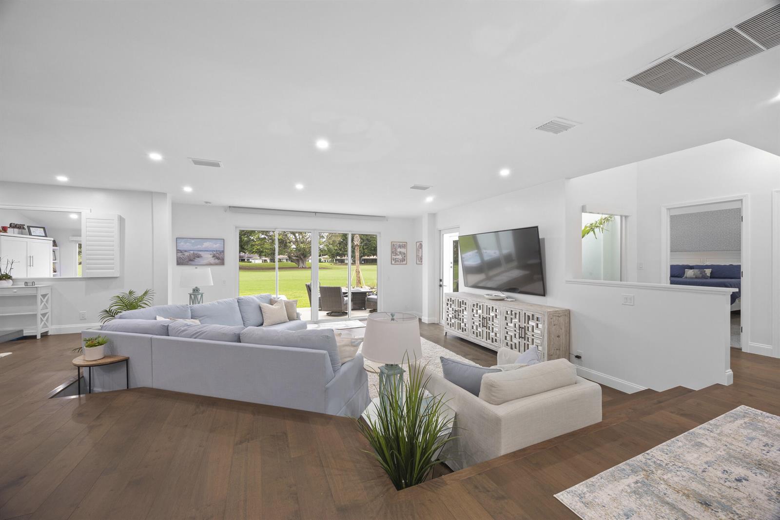 17235 Bay Street, Jupiter FL 33477 photo 2