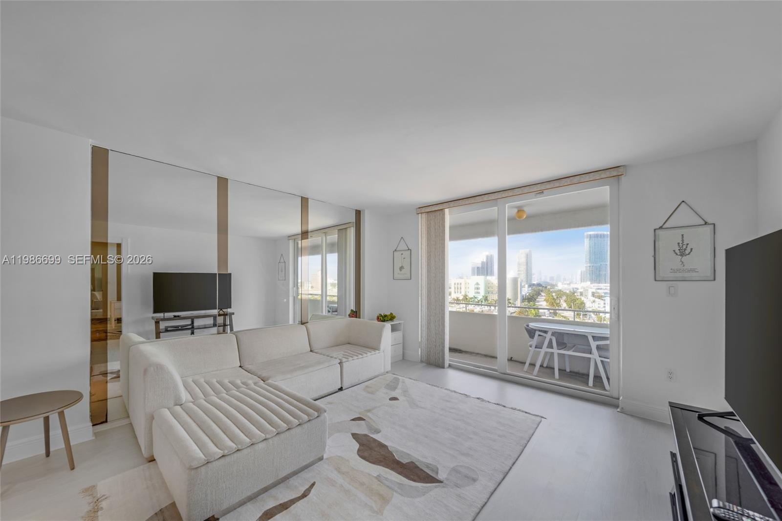 465 Ocean Dr # 1102, Miami Beach FL 33139 photo 5
