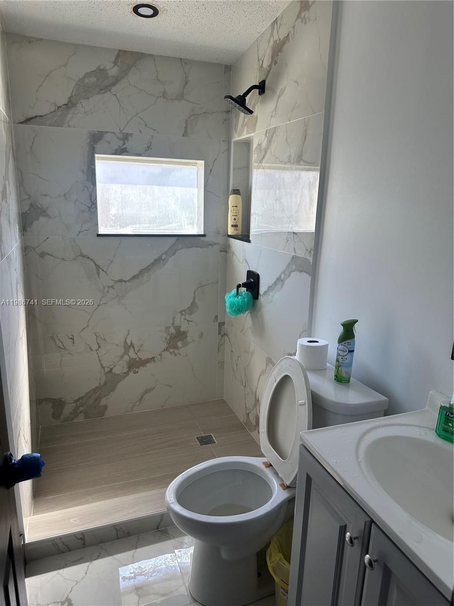 19800 SW 180th Ave # 266, Miami FL 33187 photo 4
