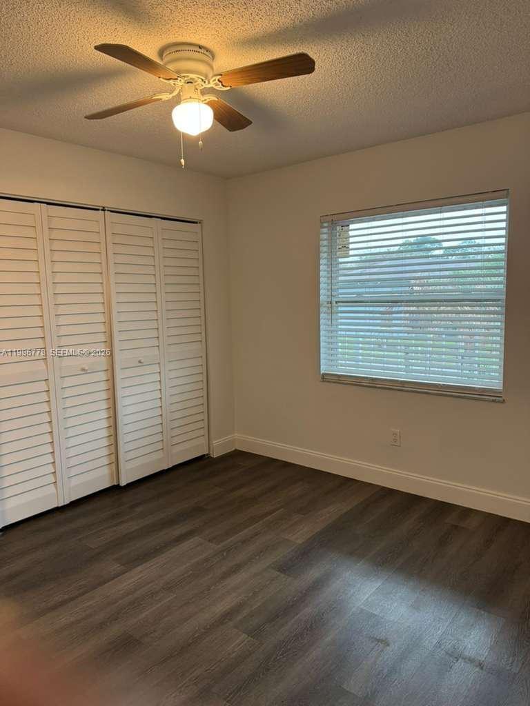 605 Ixoria Ave # 15, Fort Pierce FL 34982 photo 5