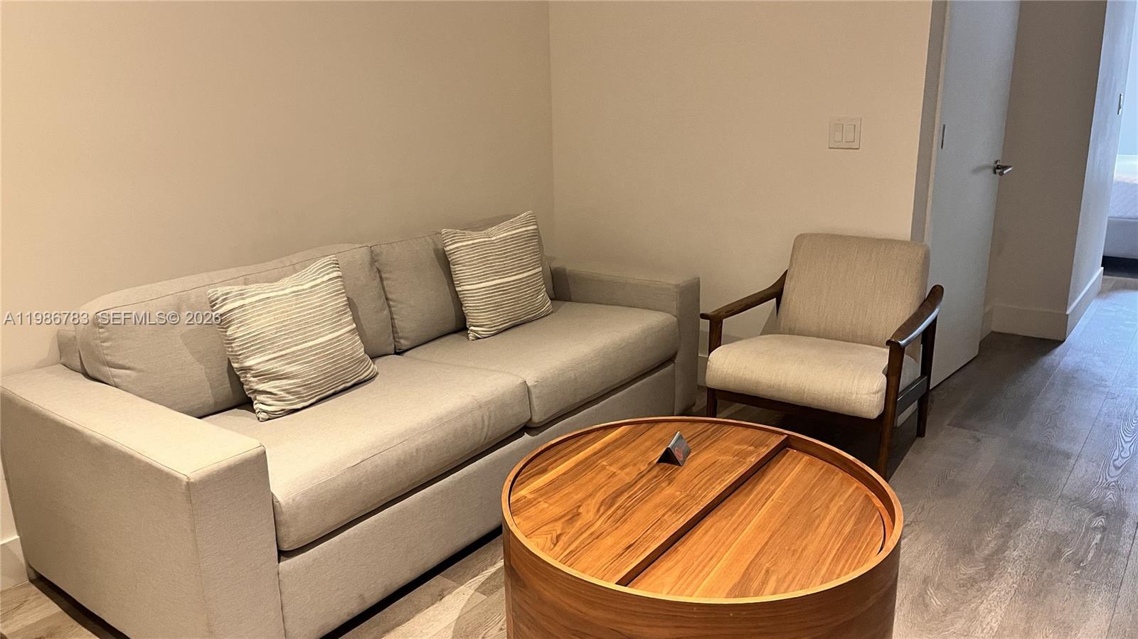 229 SW 9th St # 307, Miami FL 33130 photo 3