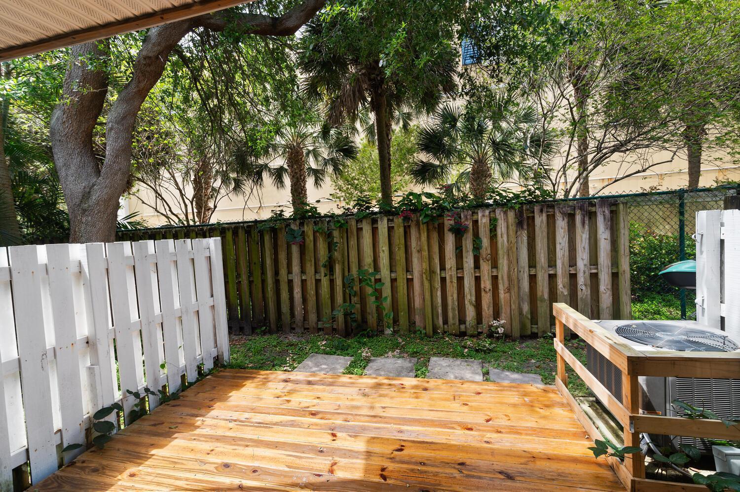 2521 NE 15th Street, Pompano Beach FL 33062 photo 2