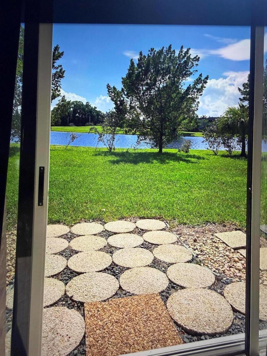 4266 Deste Court # 107, Lake Worth FL 33467 photo 5