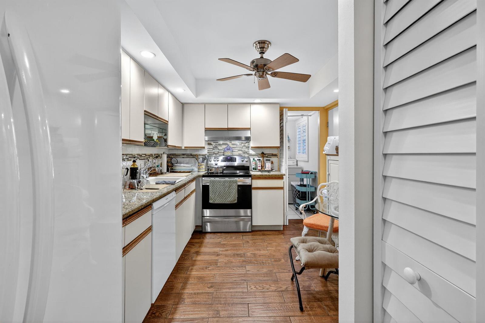 5340 NW 2nd Avenue # 421, Boca Raton FL 33487 photo 3
