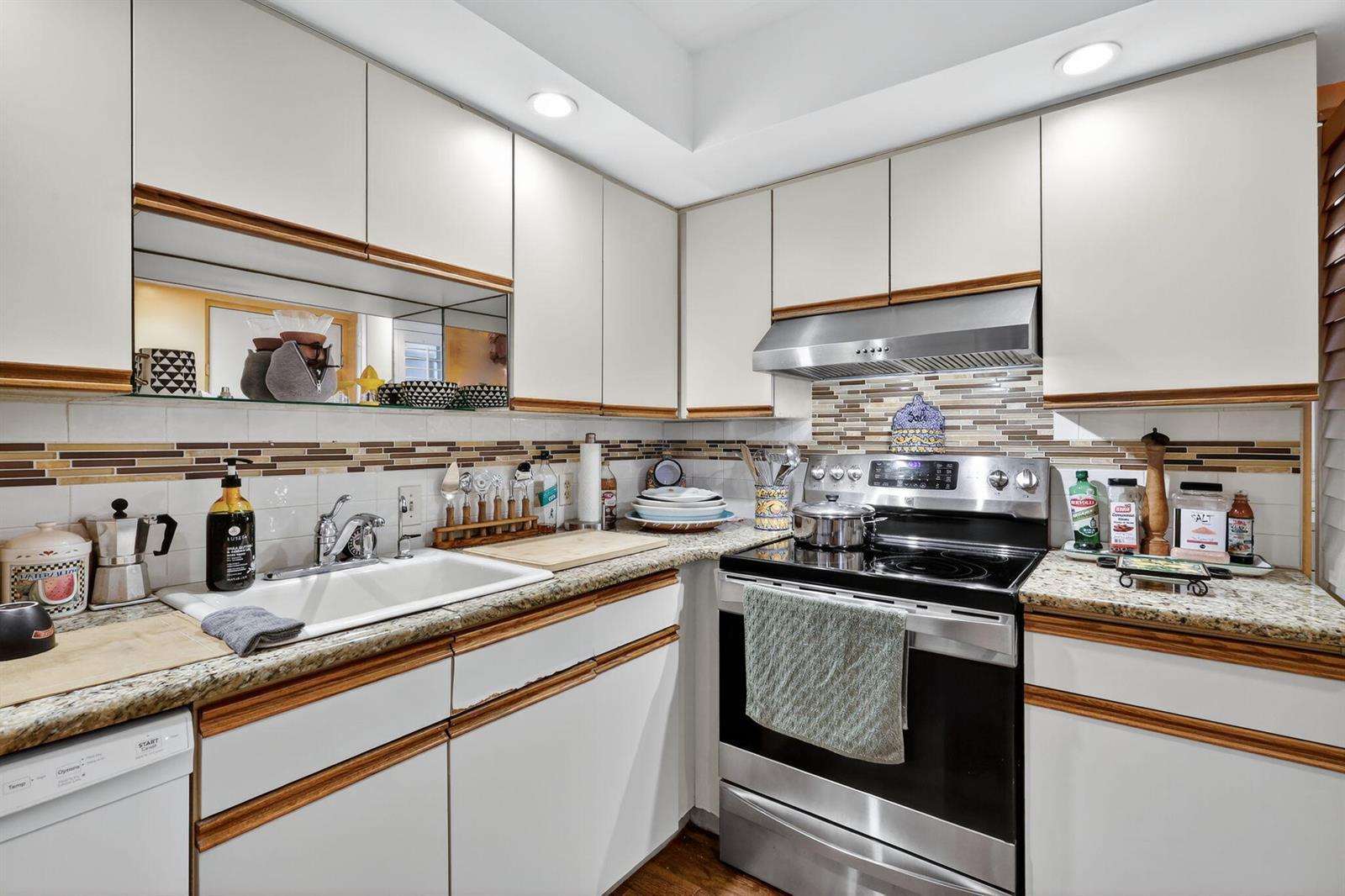 5340 NW 2nd Avenue # 421, Boca Raton FL 33487 photo 4