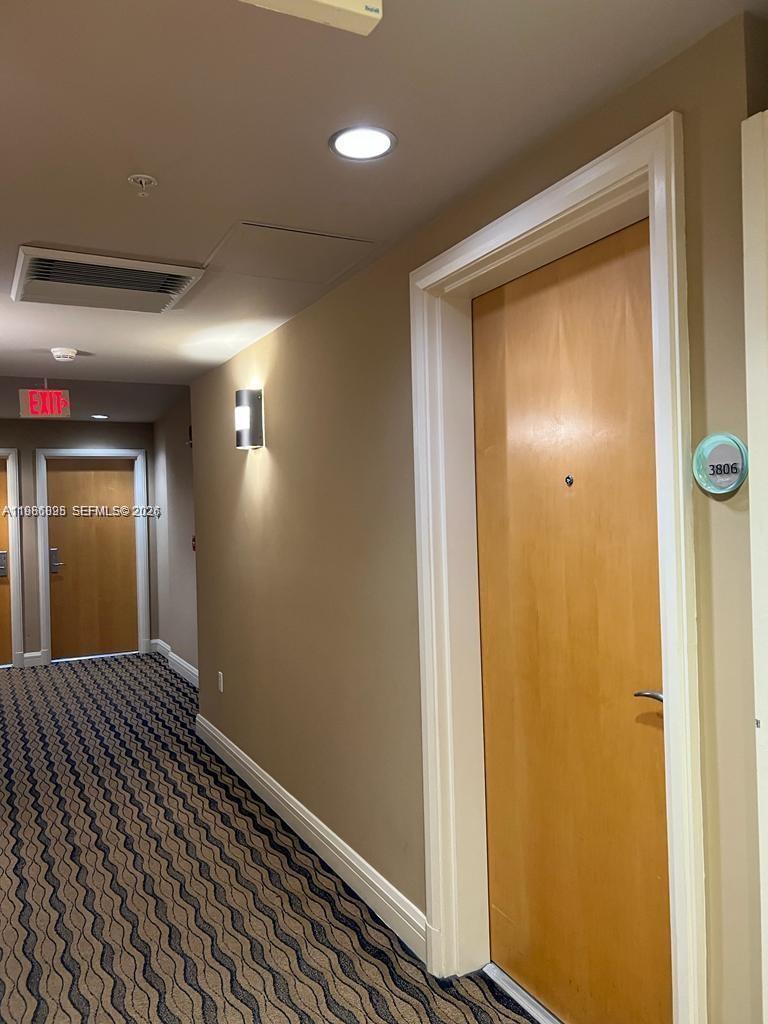 253 NE 2nd St # 3806, Miami FL 33132 photo 5