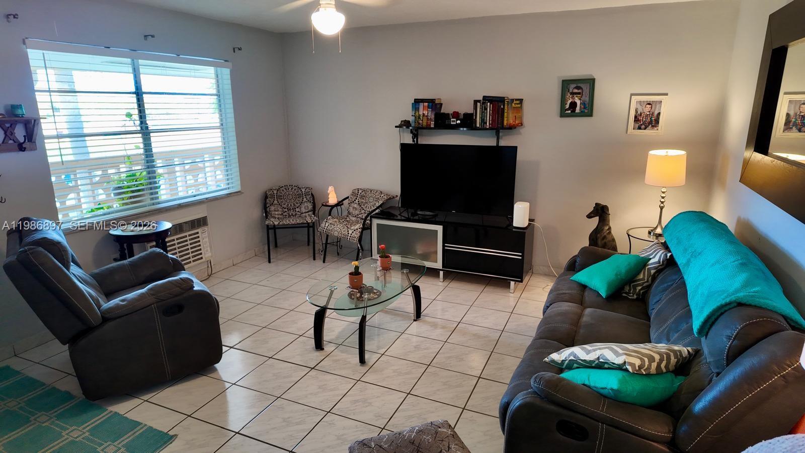 16901 NE 13th Ave # 307, Miami FL 33162 photo 3