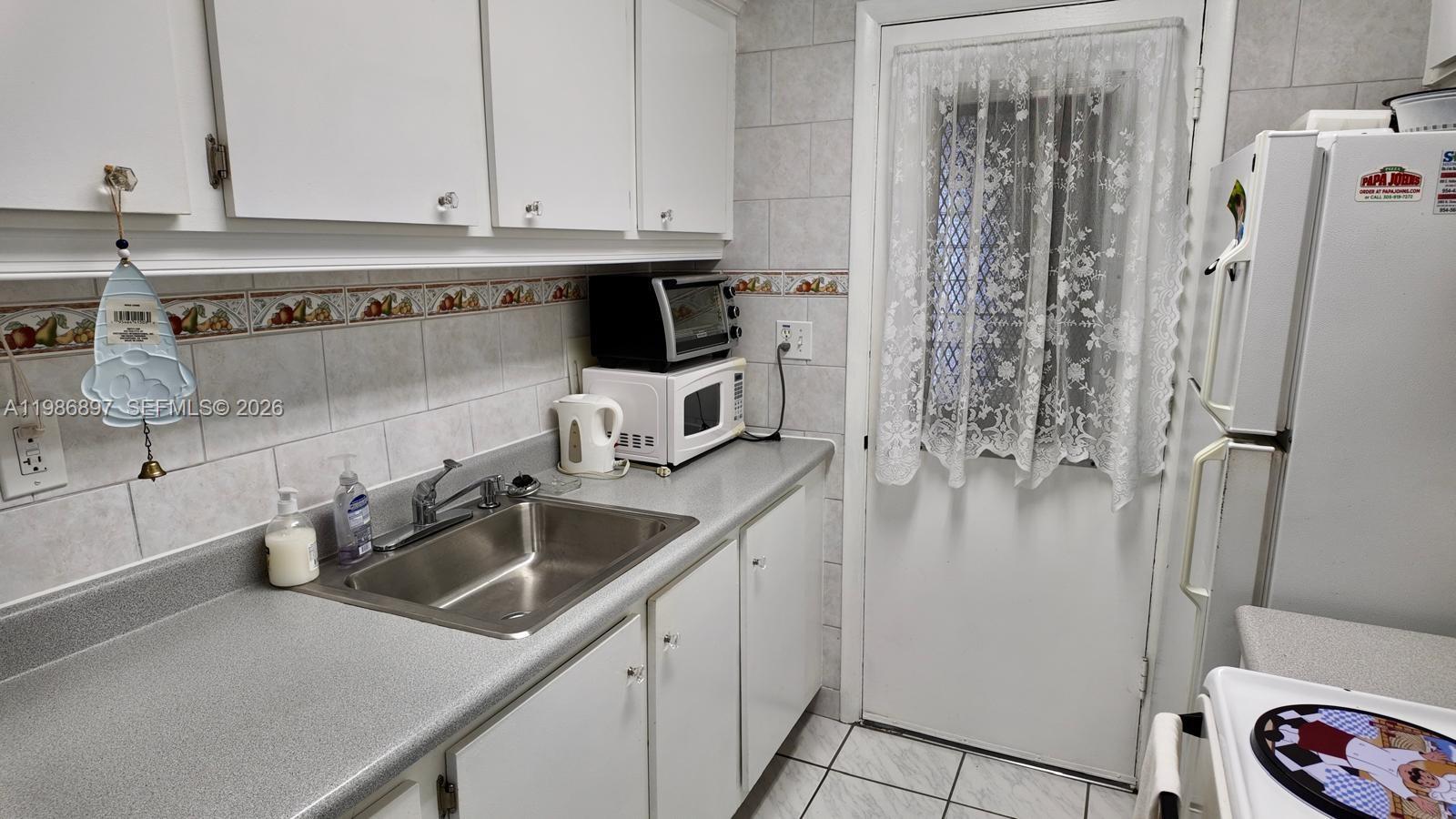 16901 NE 13th Ave # 307, Miami FL 33162 photo 5