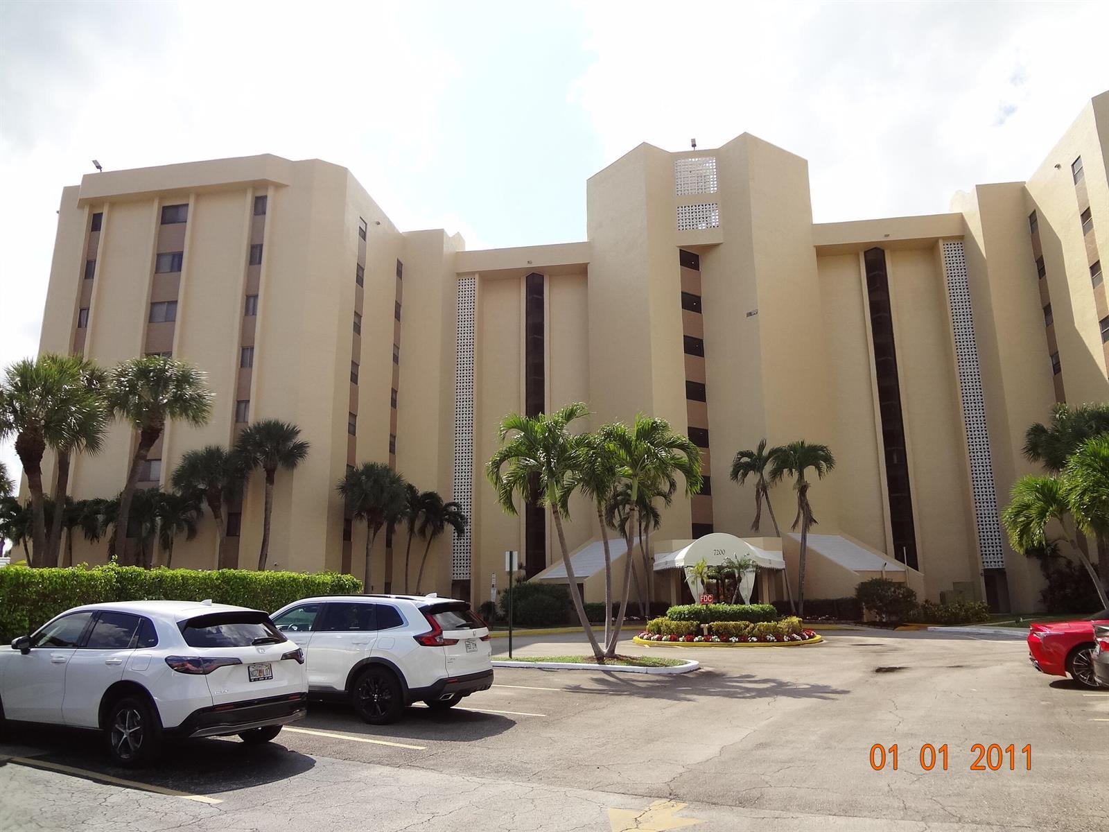7200 Radice Court # 302, Lauderhill FL 33319 photo 2