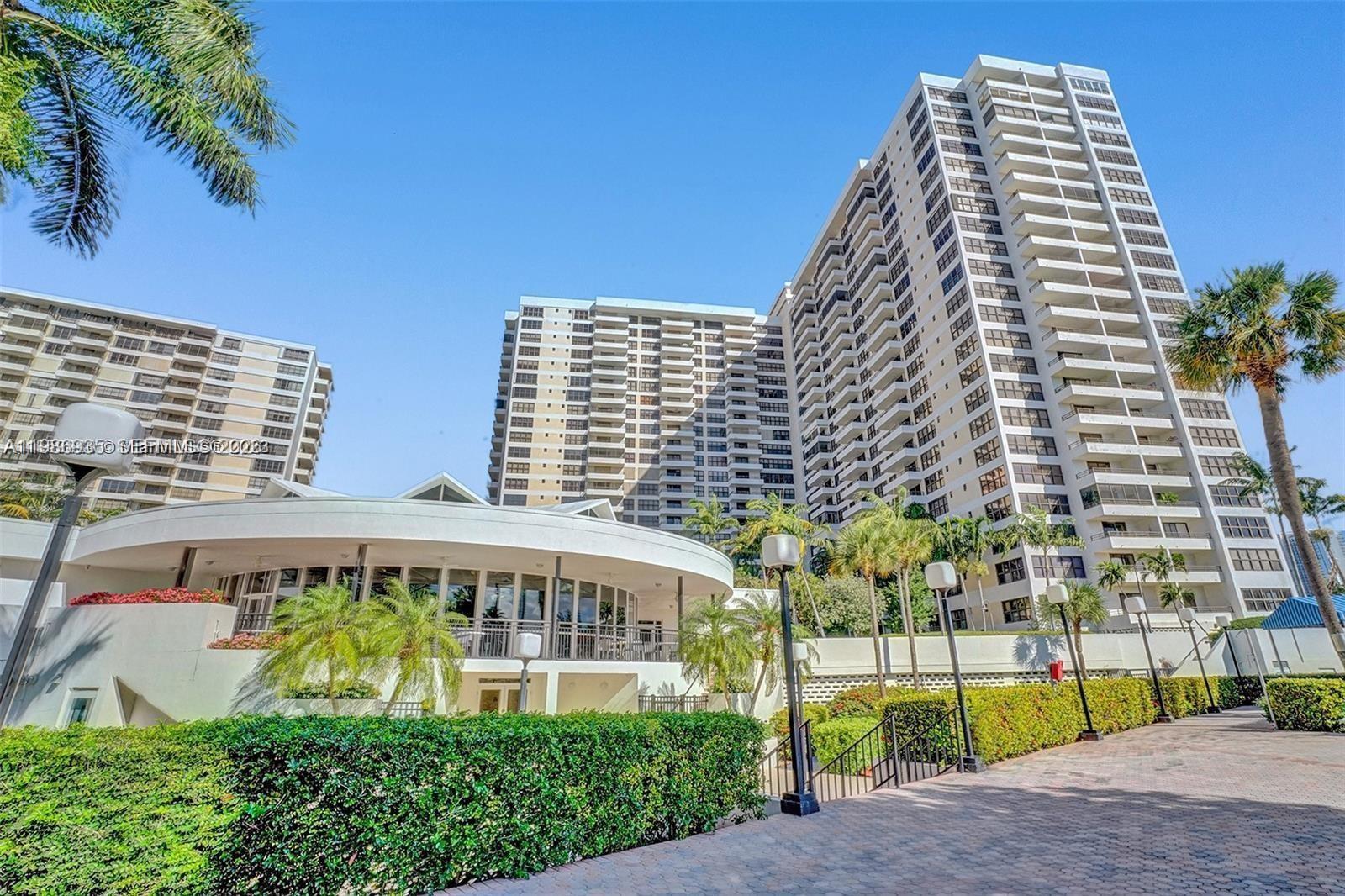 2500 Parkview Dr # 2012, Hallandale Beach FL 33009