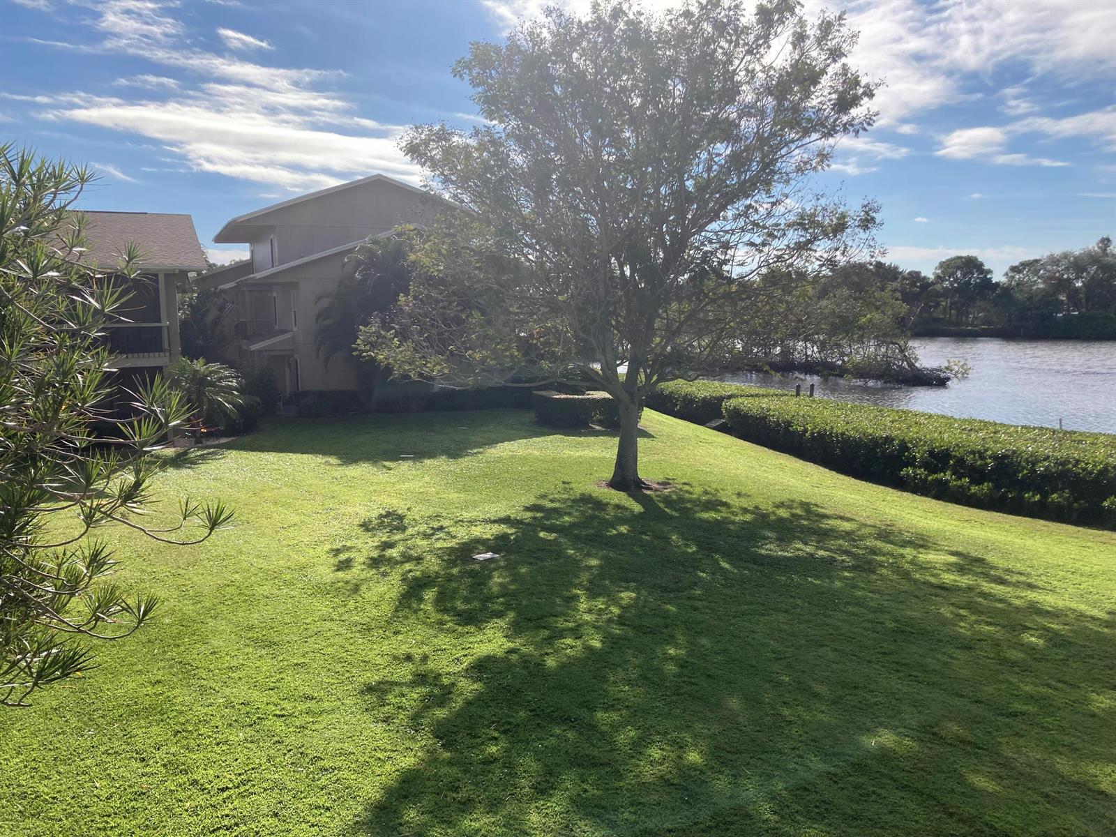 9120 SE Riverfront Terrace # a, Jupiter FL 33469 photo 4