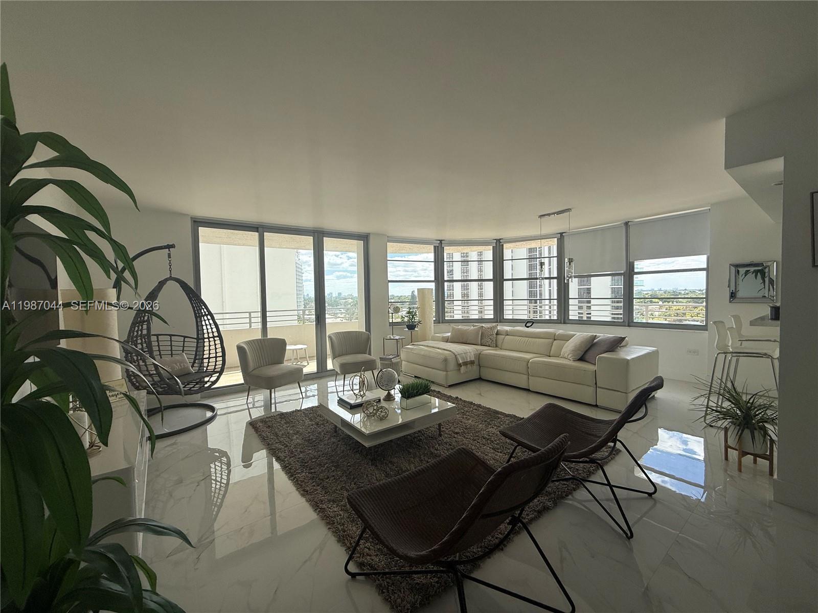 5555 Collins Ave # 8R, Miami Beach FL 33140 photo 3