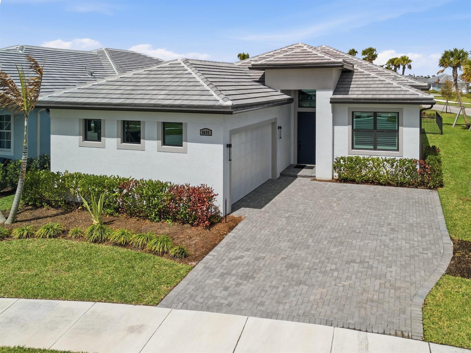 8695 SW Cantante Way, Port St. Lucie FL 34987