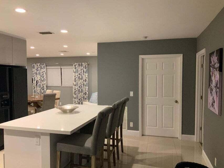 3911 NW 4th Court, Boca Raton FL 33431 photo 4