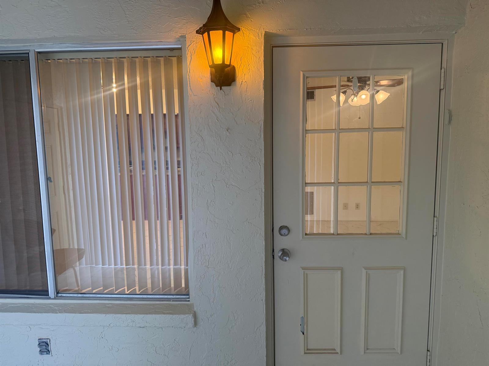 211 Pine Hov Circle # 2, FL 33463