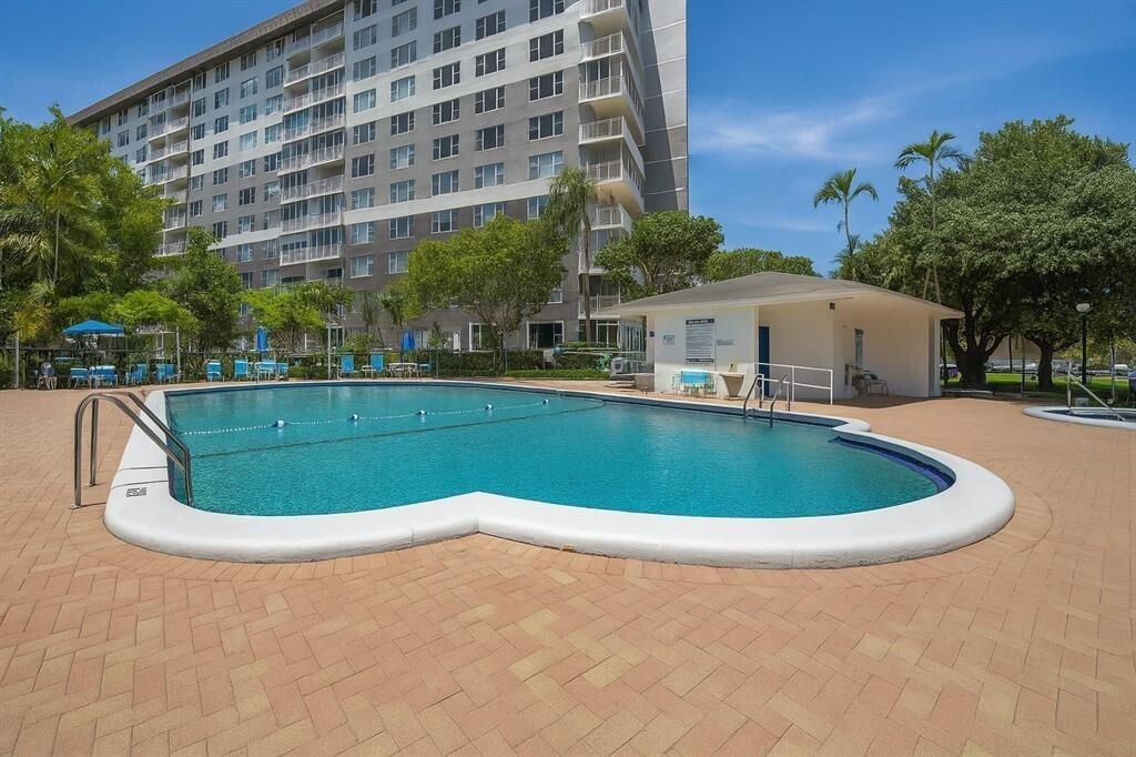 3850 Washington Street # 1003, Hollywood FL 33021 photo 2