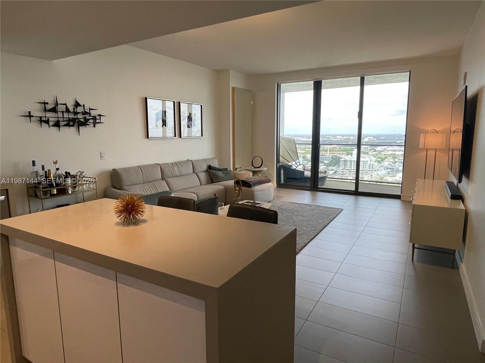 1600 NE 1st Ave # 3717, Miami FL 33132 photo 4