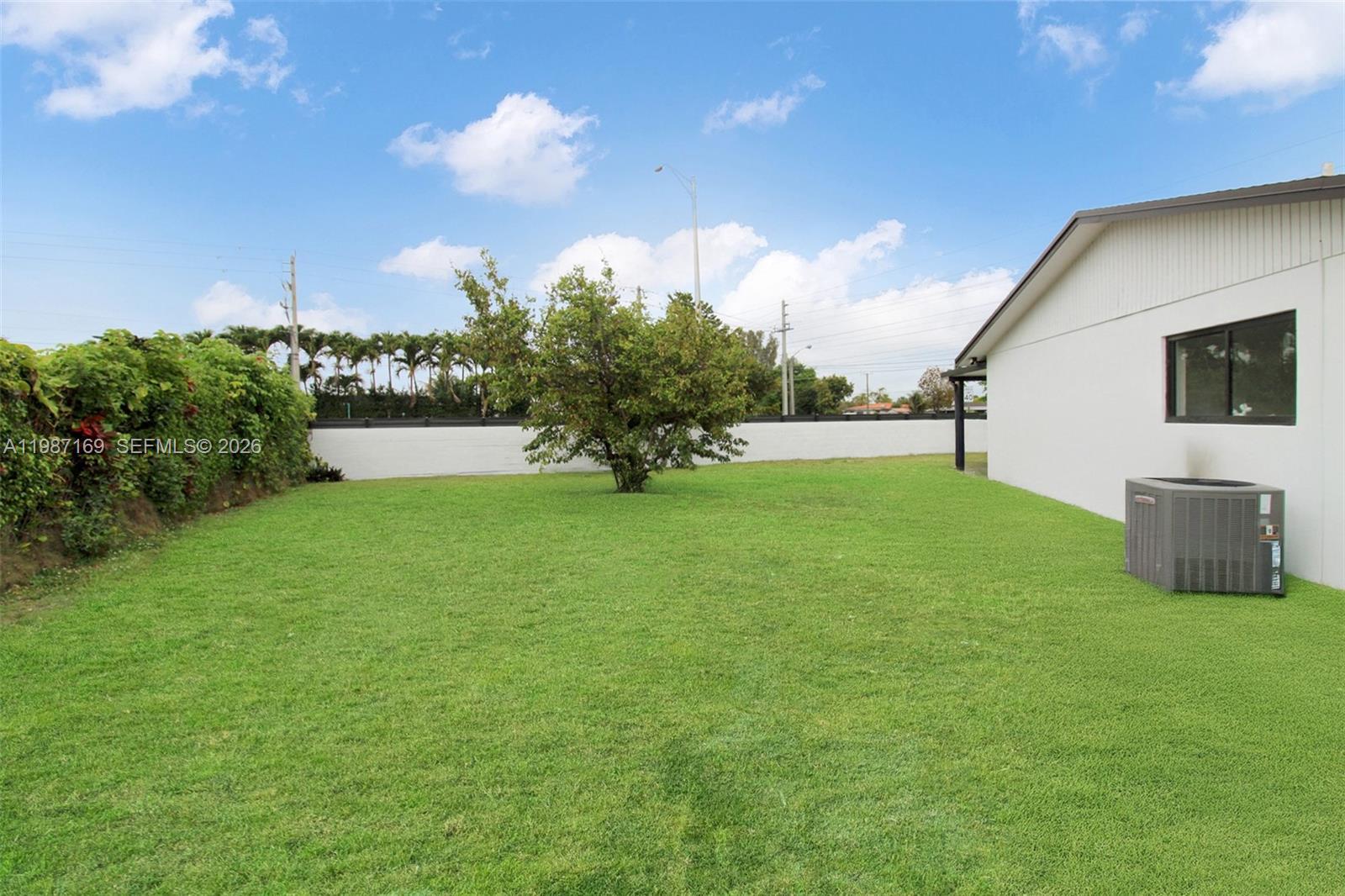 13615 SW 72nd Ter, Miami FL 33183 photo 5