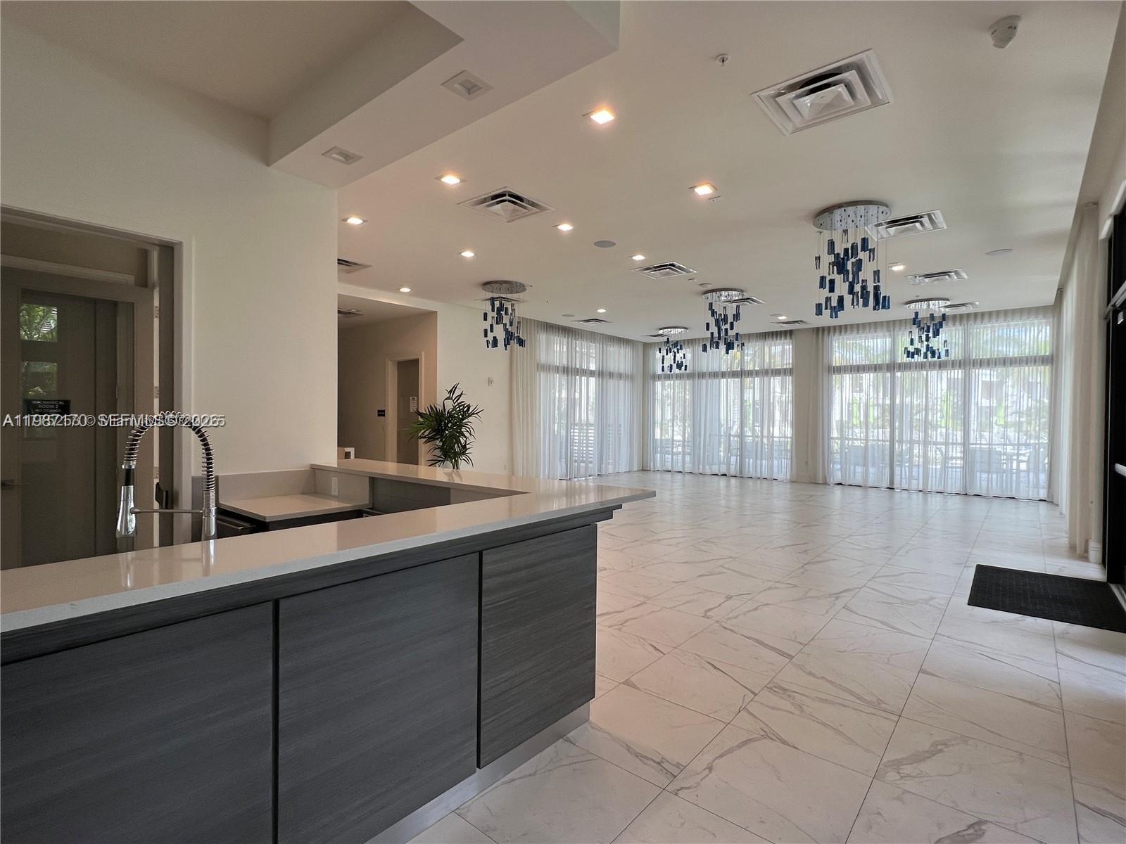 8167 NW 41st St # 308, Doral FL 33166 photo 3