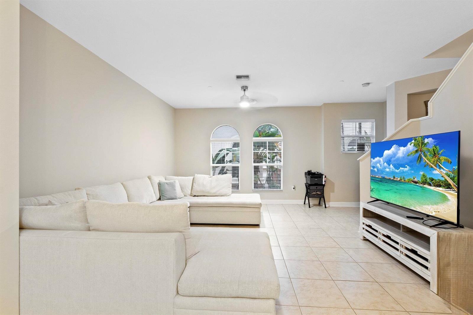 1033 NE 17th Way # 2003, Fort Lauderdale FL 33304 photo 2