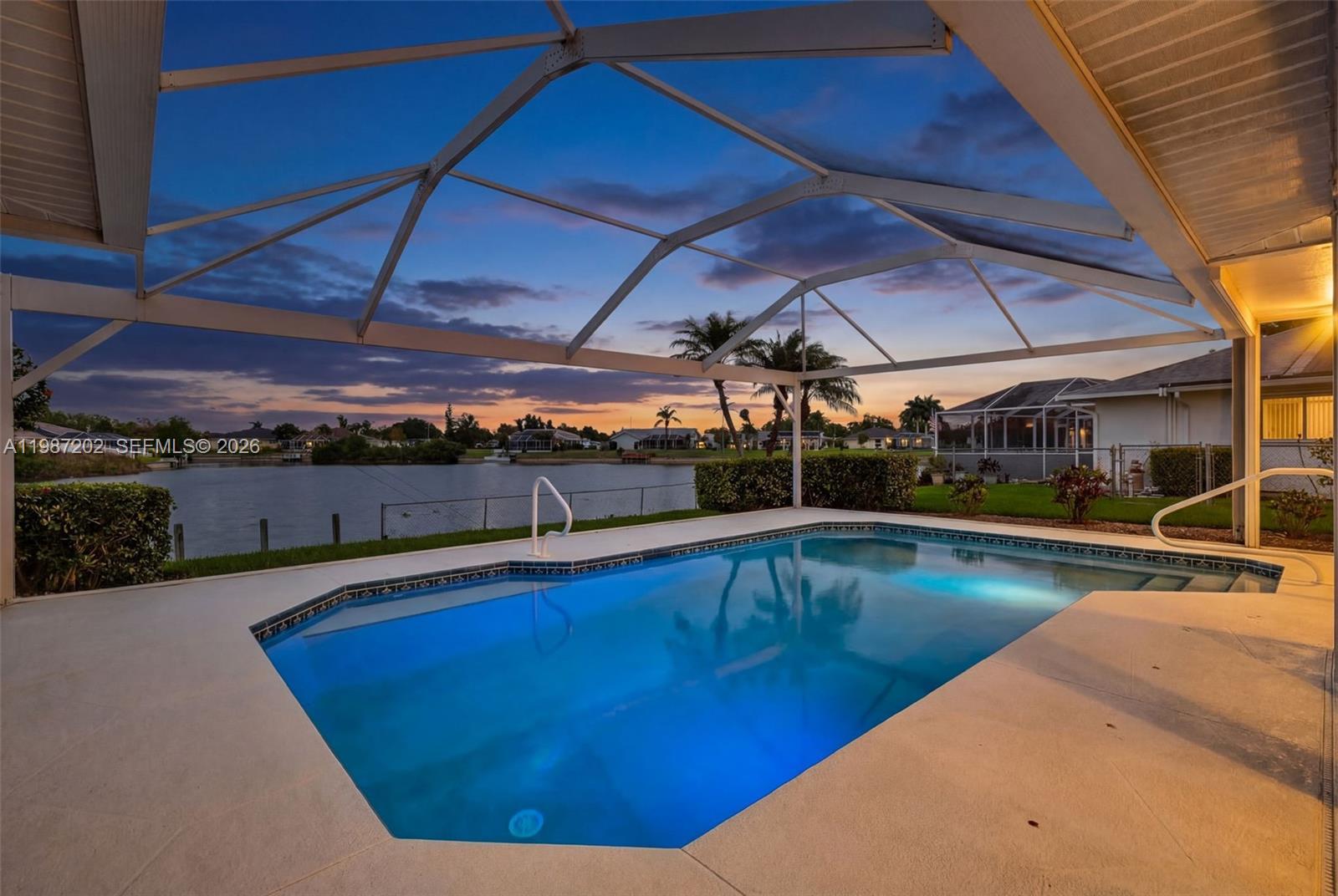 432 NE 18th Ave, Cape Coral FL 33909
