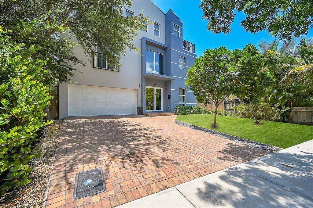 640 NE 17th Way, Fort Lauderdale FL 33304