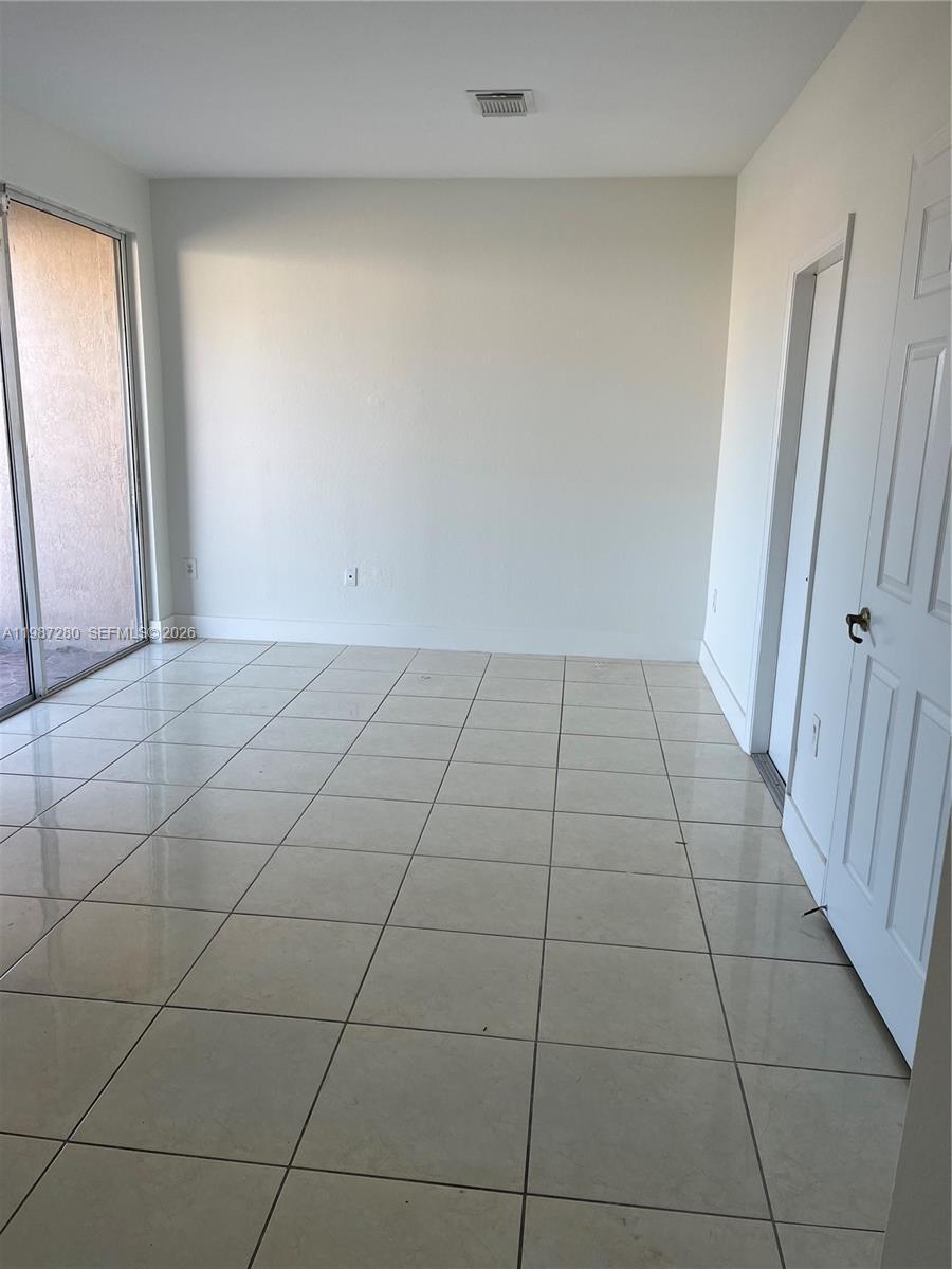 27501 SW 138th Ave, Homestead FL 33032 photo 3