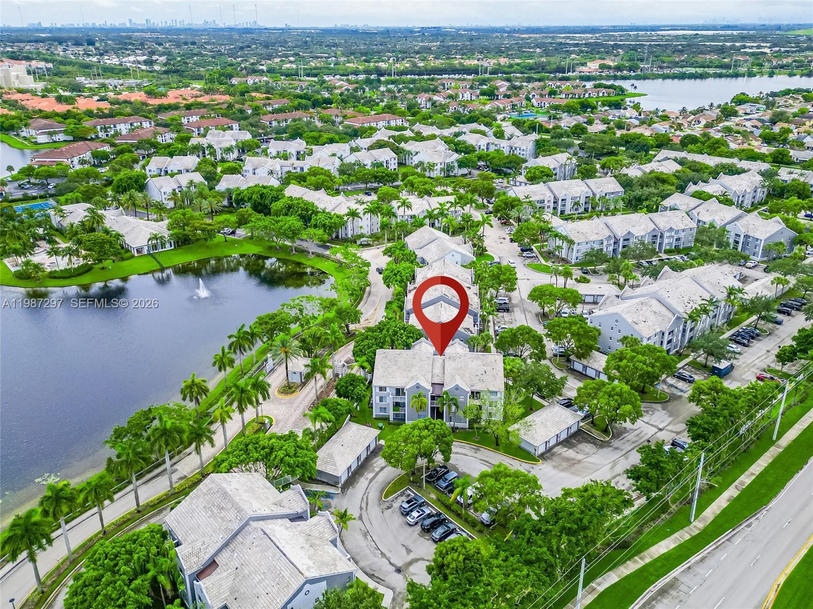 11185 SW 6th St # 301, Pembroke Pines FL 33025
