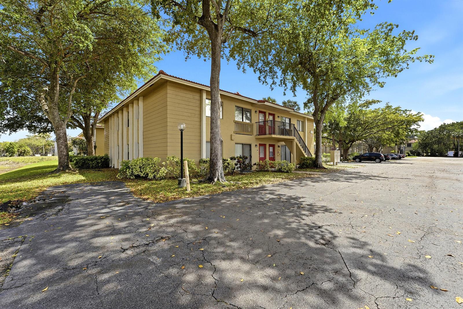 2671 Riverside Drive # 1, Coral Springs FL 33065 photo 2