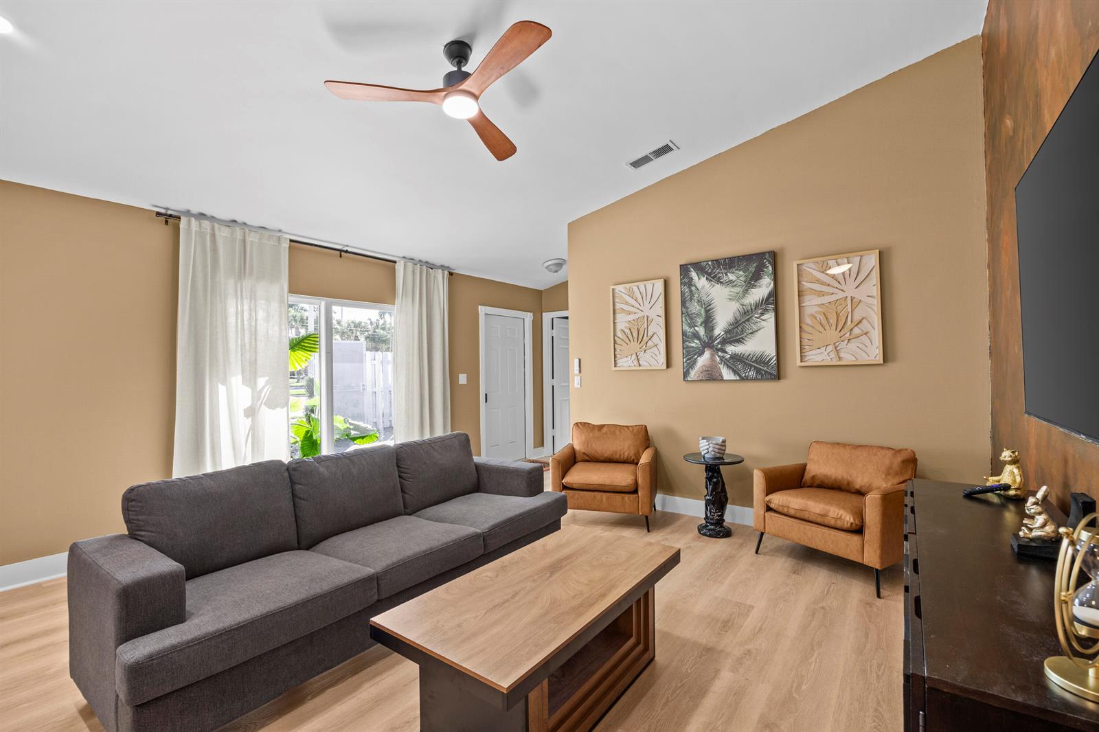 1368 Periwinkle Place, Wellington FL 33414 photo 4